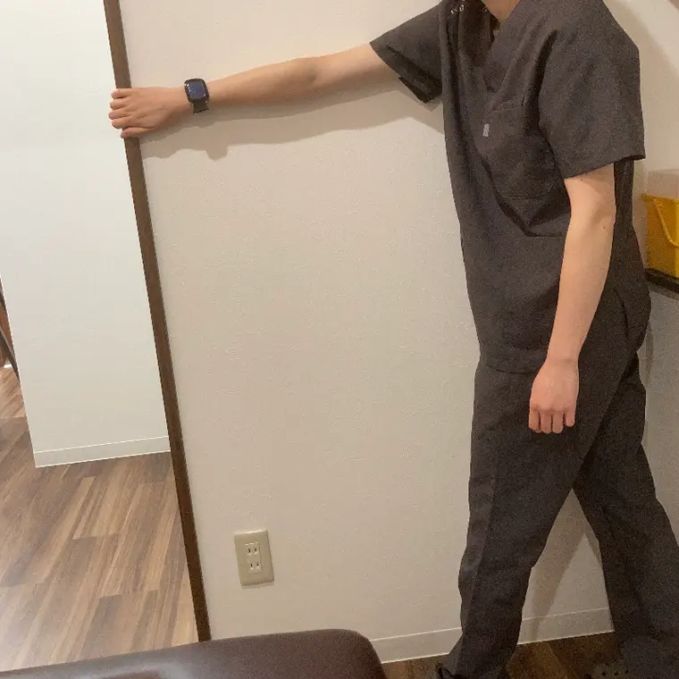 【簡単セルフケア】背中の張りに効くストレッチ